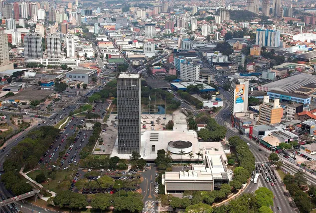Plataformas-Elevatorias-no-ABC -Paulista